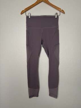Lululemon Wunder Train Mesh Panel High Rise Legging 25" in Violet Verbena Size 6